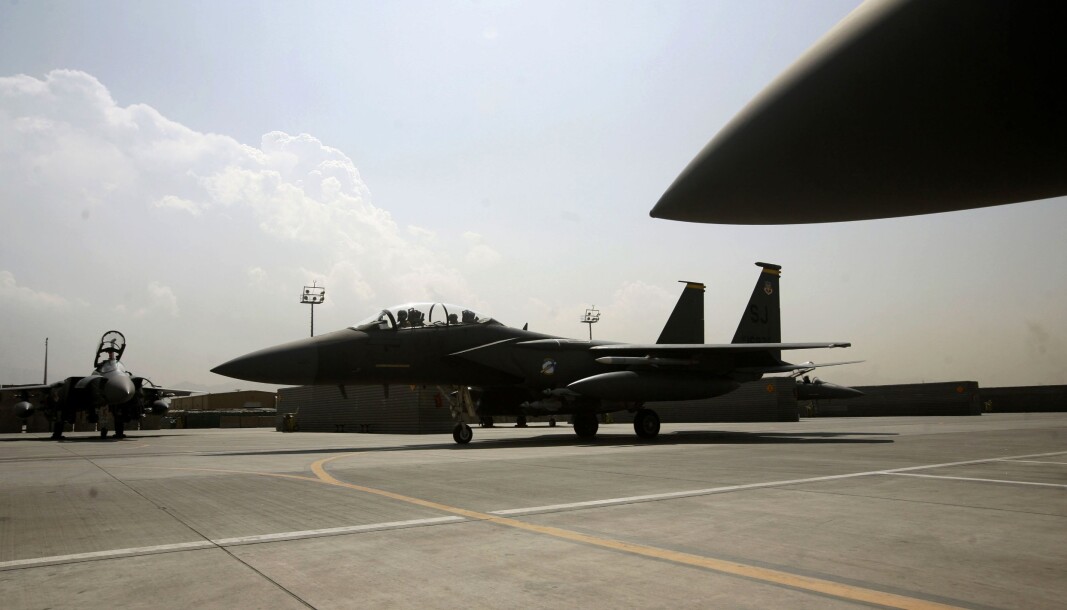 LUFTSTØTTE: Et F-15E Strike Eagle jagerfly fra den amerikanske forsvaret i Bagram, Afghanistan. LUFTSTØTTE: Et F-15E Strike Eagle jagerfly fra den amerikanske forsvaret i Bagram, Afghanistan.
