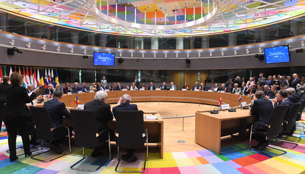 VIKTIG: Det er viktig at Norge deltar i det europeiske forsvarssamarbeidet PESCO, skriver Hårek Elvenes. Her ser vi utenriksministere fra EU da avtalen ble signert i 2017. VIKTIG: Det er viktig at Norge deltar i det europeiske forsvarssamarbeidet PESCO, skriver Hårek Elvenes. Her ser vi utenriksministere fra EU da avtalen ble signert i 2017.
