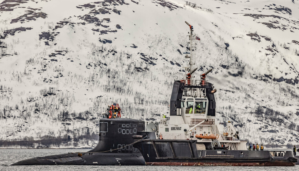 UBÅT: Det er et hamskifte i norsk sikkerhetspolitisk tankegang, skriver Fredrik Heffermehl. her ser vi en amerikansk ubåt ved Grøtsund utenfor Tromsø.