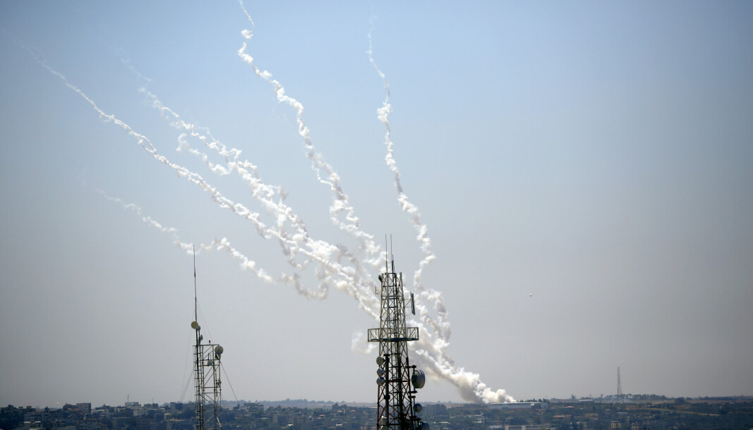 ANGREP: Raketter på vei fra Gazastripen mot Israel torsdag. ANGREP: Raketter på vei fra Gazastripen mot Israel torsdag.