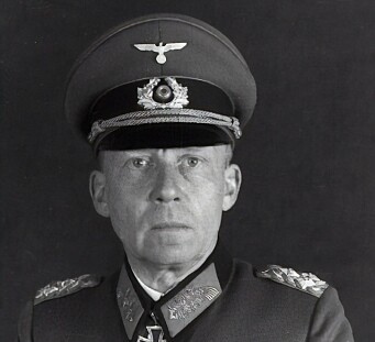 GENERAL: Gotthard Heirnrici ledet det tyske forsvaret av Seelow-høydene. GENERAL: Gotthard Heirnrici ledet det tyske forsvaret av Seelow-høydene.