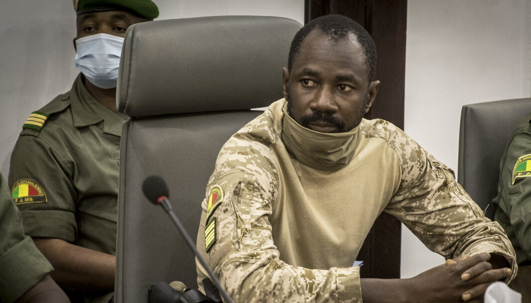 MILITÆRKUPP: Oberst Assimi Goïta ledet sitt andre militærkupp i Mali siden august forrige uke, og har nå blitt landets nye president. Kuppet har blitt møtt med bred internasjonal fordømmelse. MILITÆRKUPP: Oberst Assimi Goïta ledet sitt andre militærkupp i Mali siden august forrige uke, og har nå blitt landets nye president. Kuppet har blitt møtt med bred internasjonal fordømmelse.