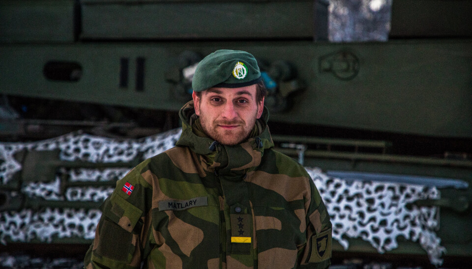 PRIS: Philip Matlary ble nylig tildelt en pris for sitt arbeide, blant annet for å styrke taktikkundervisningen ved Krigsskolen.