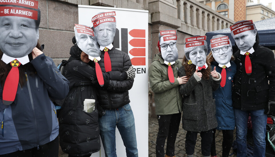 DEMONSTRERER: En ICAN-demonstrasjon utenfor Stortinget i 2019