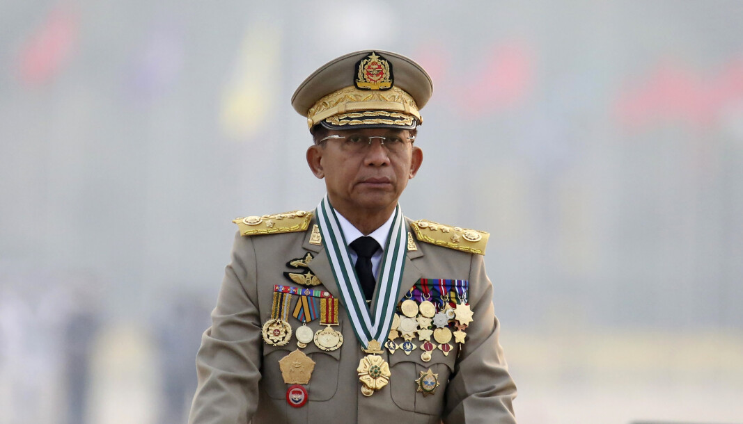 OPPRØRERE: Militærjuntaen i Myanmar, under ledelse av kuppgeneralen Min Aung Hlaing, har satt i verk en offensiv mot påståtte opprørere øst i landet. OPPRØRERE: Militærjuntaen i Myanmar, under ledelse av kuppgeneralen Min Aung Hlaing, har satt i verk en offensiv mot påståtte opprørere øst i landet.