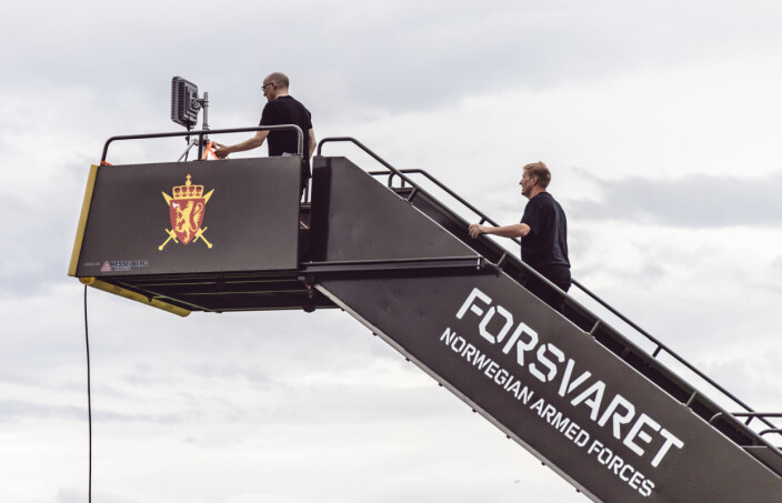 LOKALT SYSTEM: Fra denne stasjonen navigeres den «jammefri» dronen, med teknologi utviklet av den norske bedriften Radionor. LOKALT SYSTEM: Fra denne stasjonen navigeres den «jammefri» dronen, med teknologi utviklet av den norske bedriften Radionor.