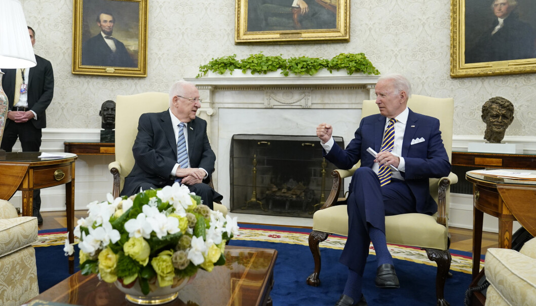 MØTE: USAs president Joe Biden (til høyre) tok imot Israels president Reuven Rivlin i Det hvite hus mandag. MØTE: USAs president Joe Biden (til høyre) tok imot Israels president Reuven Rivlin i Det hvite hus mandag.