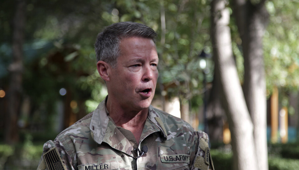 AFGHANISTAN: USAs øverstkommanderende i landet, general Austin S. Miller, snakker med pressen i Kabul i Afghanistan.
