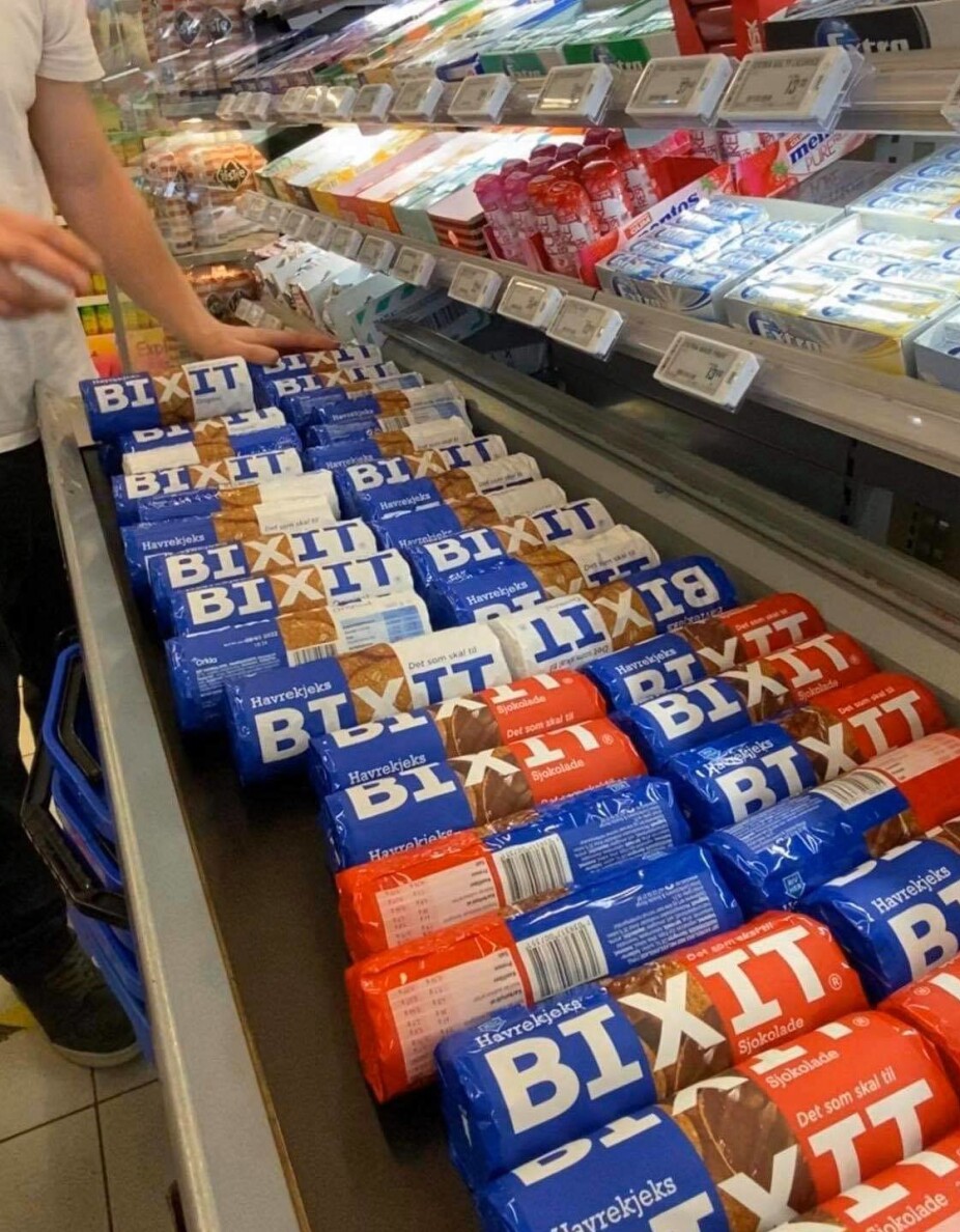 14 kilo kjeks er noe av provianten.