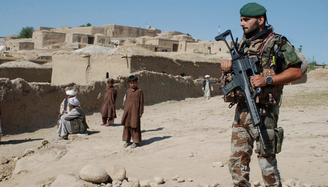 BADGHIS: Taliban angriper hovedstaden Qala-i-Naw i provinsen Badghis. Her er en spansk Nato-soldat i Badghis i 2007. BADGHIS: Taliban angriper hovedstaden Qala-i-Naw i provinsen Badghis. Her er en spansk Nato-soldat i Badghis i 2007.