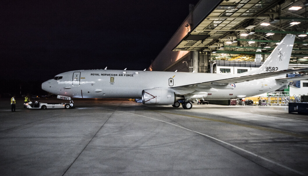FERDIGMALT: Her ruller Vingtor ut av Boeings malehall, utstyrt med norske militære kjennetegn og navn. FERDIGMALT: Her ruller Vingtor ut av Boeings malehall, utstyrt med norske militære kjennetegn og navn.
