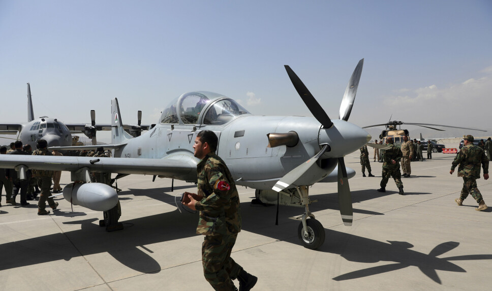 GJENOPPTATT: Militærfly kan igjen evakuere folk fra flyplassen i Kabul.