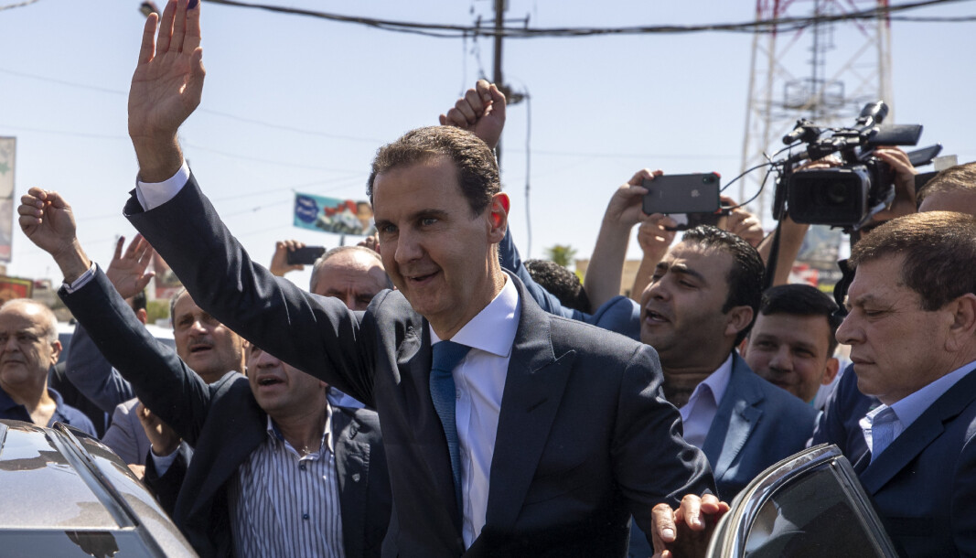 ØKENDE PRISER: Syrias president Bashar Assad gir lønnsøkning til soldater, mens landet sliter med en hardt rammet økonomi med stadig økende priser. ØKENDE PRISER: Syrias president Bashar Assad gir lønnsøkning til soldater, mens landet sliter med en hardt rammet økonomi med stadig økende priser.