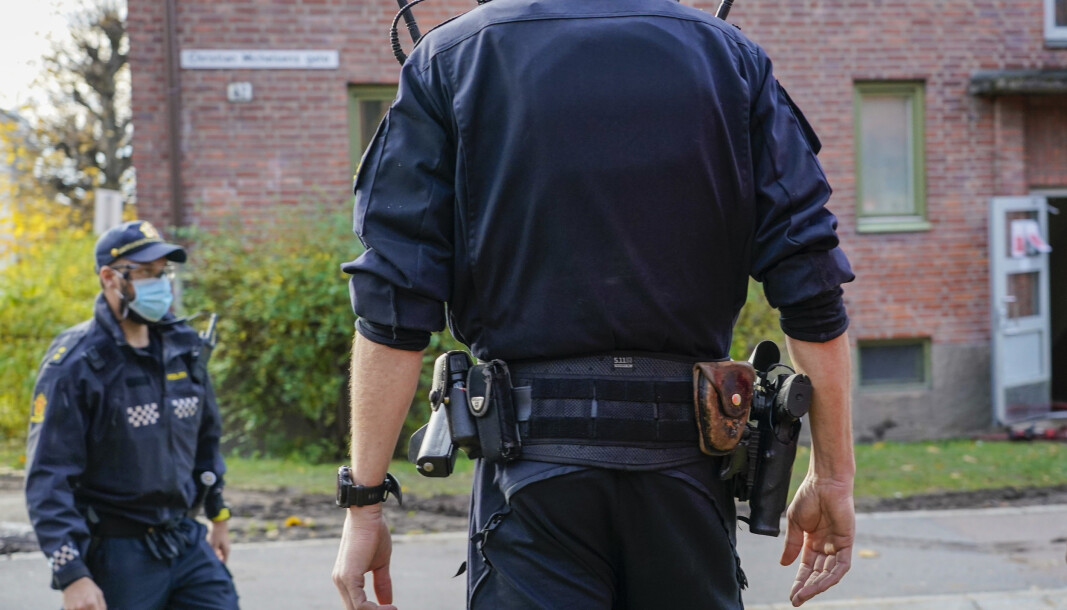 BEVÆPNET: Politiet skal være bevæpnet i forbindelse med 22.juli-markeringer og feiringen av den islamistiske høytiden Id al-adha. Politiets sikkerhetstjeneste vurderer fremdeles trusselbildet som «moderat». BEVÆPNET: Politiet skal være bevæpnet i forbindelse med 22.juli-markeringer og feiringen av den islamistiske høytiden Id al-adha. Politiets sikkerhetstjeneste vurderer fremdeles trusselbildet som «moderat».