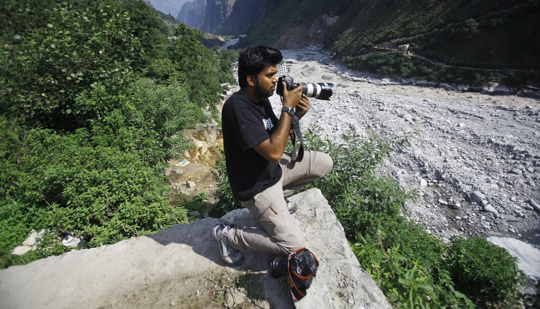 DREPT UNDER KAMPER: Den indiske Reuters-fotografen Danish Siddiqui ble drept under kamper mellom afghanske regjeringsstyrker og Taliban ved Spin Boldak-grenseovergangen mellom Afghanistan og Pakistan torsdag kveld. DREPT UNDER KAMPER: Den indiske Reuters-fotografen Danish Siddiqui ble drept under kamper mellom afghanske regjeringsstyrker og Taliban ved Spin Boldak-grenseovergangen mellom Afghanistan og Pakistan torsdag kveld.