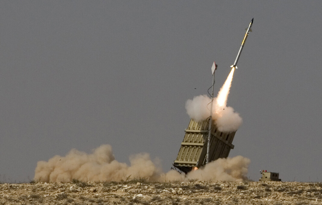 BESKYTTELSE: En rakett fra Israels Iron Dome rakettforsvar blir skutt ut for å treffe raketter fra Gaza. BESKYTTELSE: En rakett fra Israels Iron Dome rakettforsvar blir skutt ut for å treffe raketter fra Gaza.