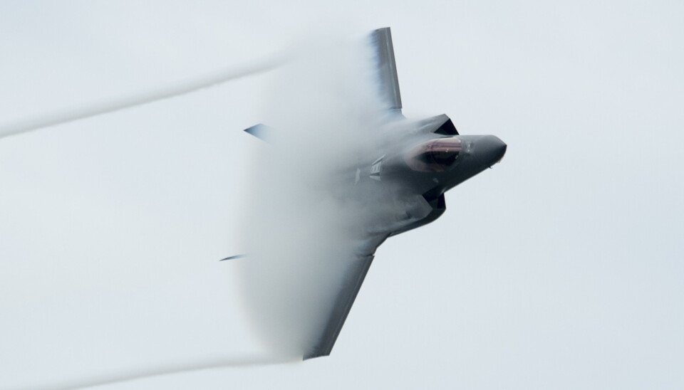 ØVELSE: En F-35A Lightning II øver på manøvre i forkant an oppvisning.