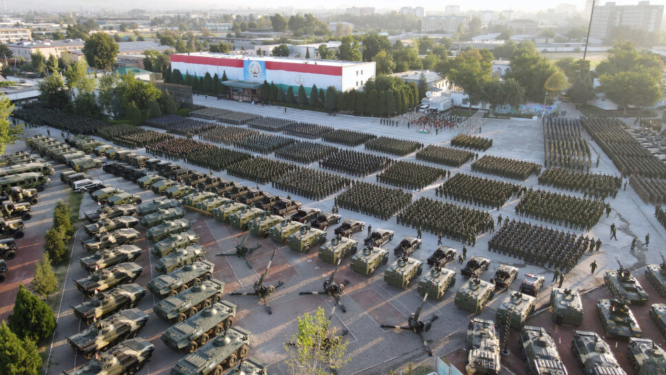 STORØVELSE: Torsdag 22. juli ble den største militærøvelsen i Tadsjikistan histore gjennomført, på bakgrunn av den urolige situasjonen i Afghanistan.