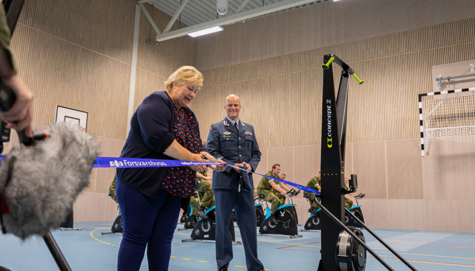 VIKTIG: Erna Solberg var glad for å offisielt åpne det nye treningssenteret på Ørland flystasjon, som hun mener er en viktig investering.