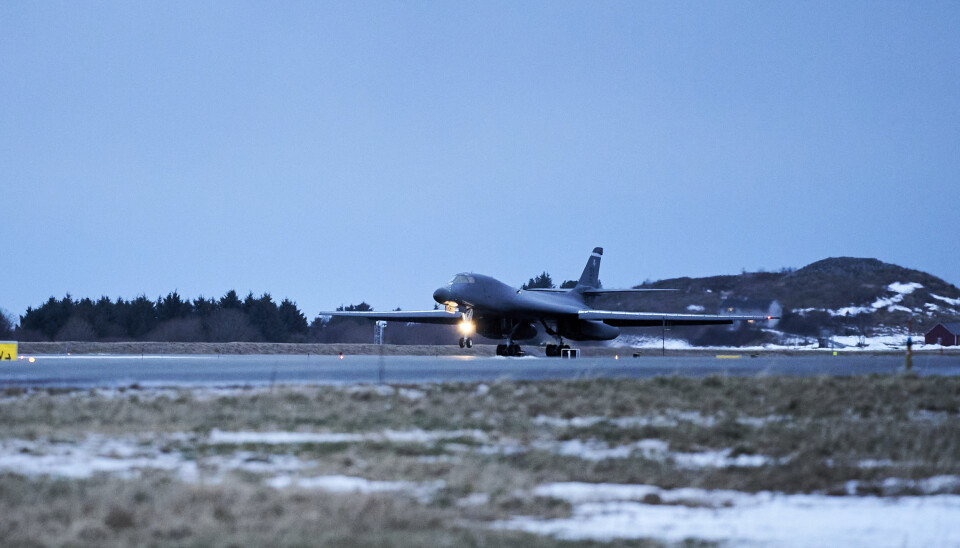STØY: Kampflybasen på Ørland støyer så mye at 40 verneverdige hus blir flyttet til sentrum av Brekstad der de skal danne en ny bydel.