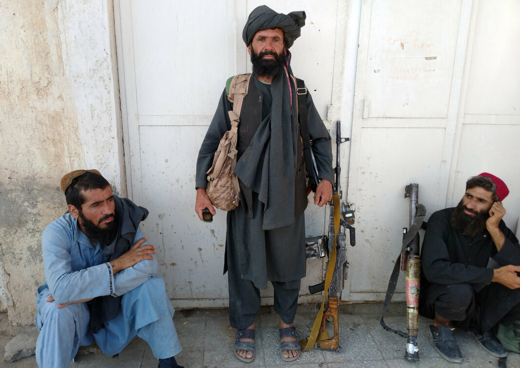 TALIBAN: Soldater fra Taliban i byen Farah.