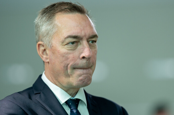 GARDERMOEN: Bakke-Jensen (H) under mottagelsen for de siste norske kampstyrkene som returnerte fra Afghanistan. GARDERMOEN: Bakke-Jensen (H) under mottagelsen for de siste norske kampstyrkene som returnerte fra Afghanistan.