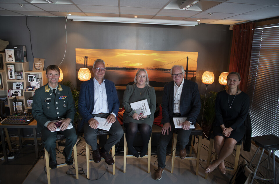 PANELET: Brigader Frode Kristoffersen, forsker og leder ved PRIOs Midtøsten-senter Kristian Berg Harpviken, seniorrådgiver Marit Rye-Ramberg ved Forsvarets høgskole og tidligere Nato-ambassadør og FNs spesialutsending til Afghanistan Kai Eide diskuterte Afghanistan under Arendalsuka. Ordstyrer var nyhetsredaktør Andrea Rognstrand i Forsvarets forum.