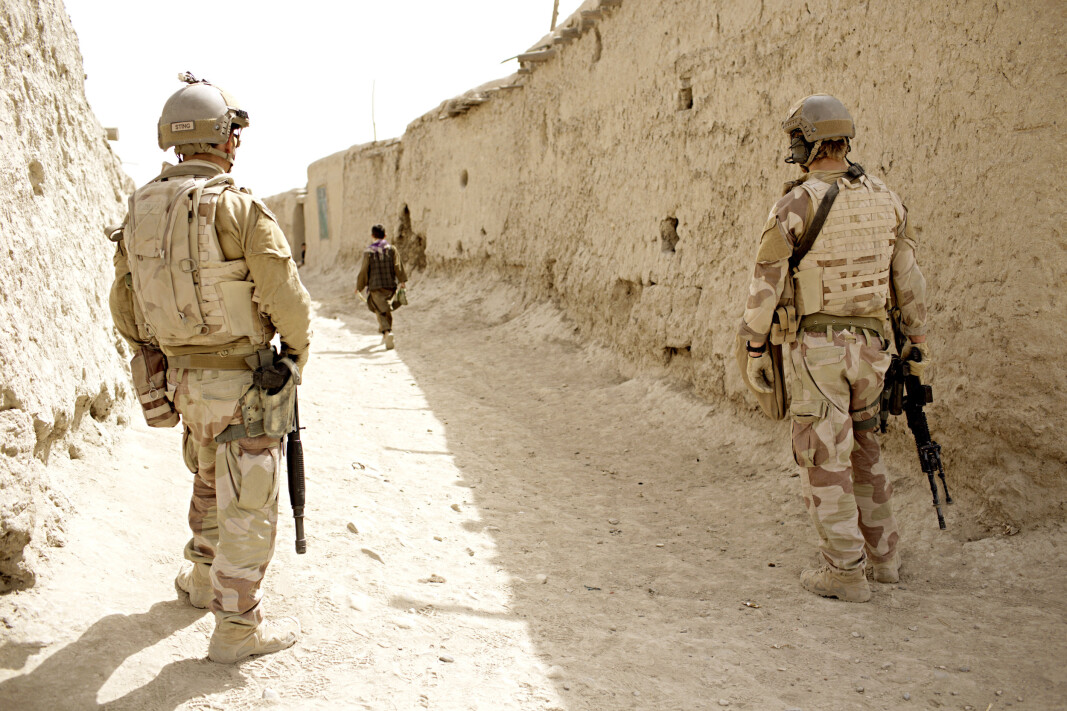 PATRULJE: Flere spørsmål må besvares knyttet til Natos og Norges innsats i Afghanistan, skriver Stig Jarle Hansen. Her er norske og afghanske styrker på patrulje. PATRULJE: Flere spørsmål må besvares knyttet til Natos og Norges innsats i Afghanistan, skriver Stig Jarle Hansen. Her er norske og afghanske styrker på patrulje.