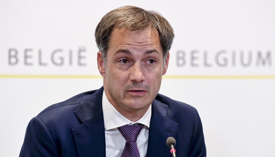 AVSLUTTER: Belgias statsminister Alexander De Croo skriver på Twitter at situasjonen i Afghanistan har ført til at den belgiske regjeringen stanser evakueringen fra flyplassen i Kabul.