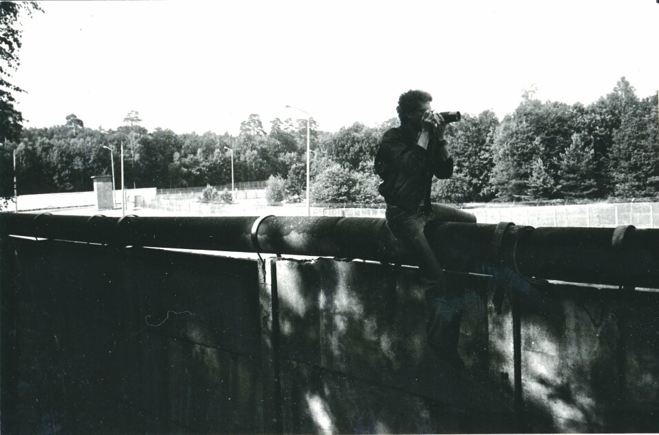 James Stejskal fotograferer fienden i Berlin i 1986. Det var lite som tyda på at Den kalde krigen gjekk mot slutten då han forlét byen i fyrste halvdel av 1989.