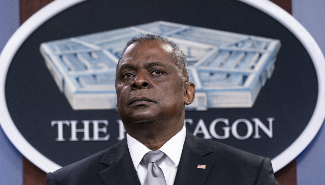 TAKKET NORSKE SOLDATER: USAs forsvarsminister Lloyd J. Austin III avbildet under en pressekonferanse i Pentagon i februar. TAKKET NORSKE SOLDATER: USAs forsvarsminister Lloyd J. Austin III avbildet under en pressekonferanse i Pentagon i februar.