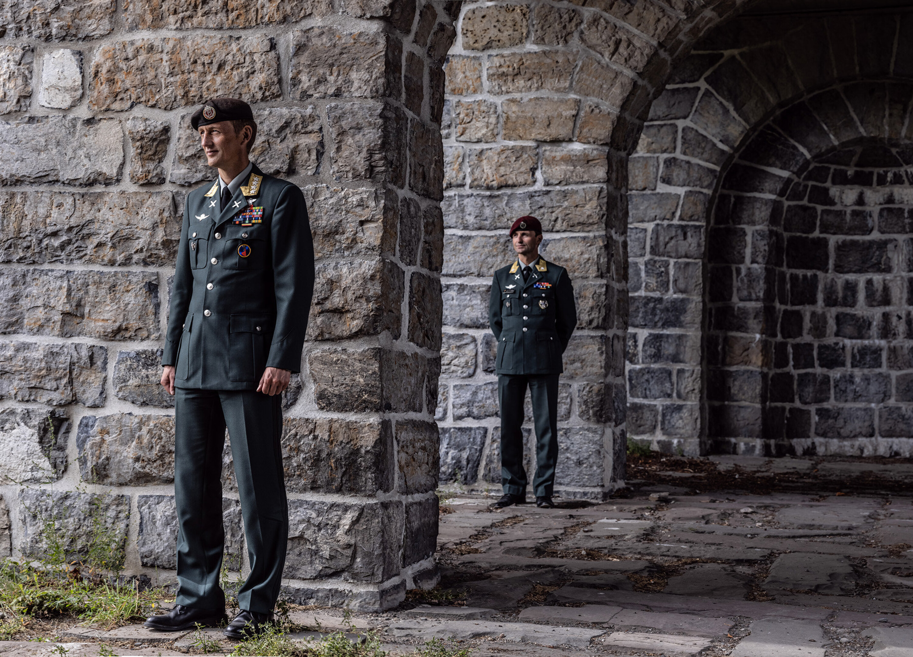 Eirik og Frode Kristoffersen tjenestegjorde sammen i Afghanistan i perioden 2002 til 2008. I dag er Eirik forsvarssjef, Frode er i Etterretningstjenesten.
