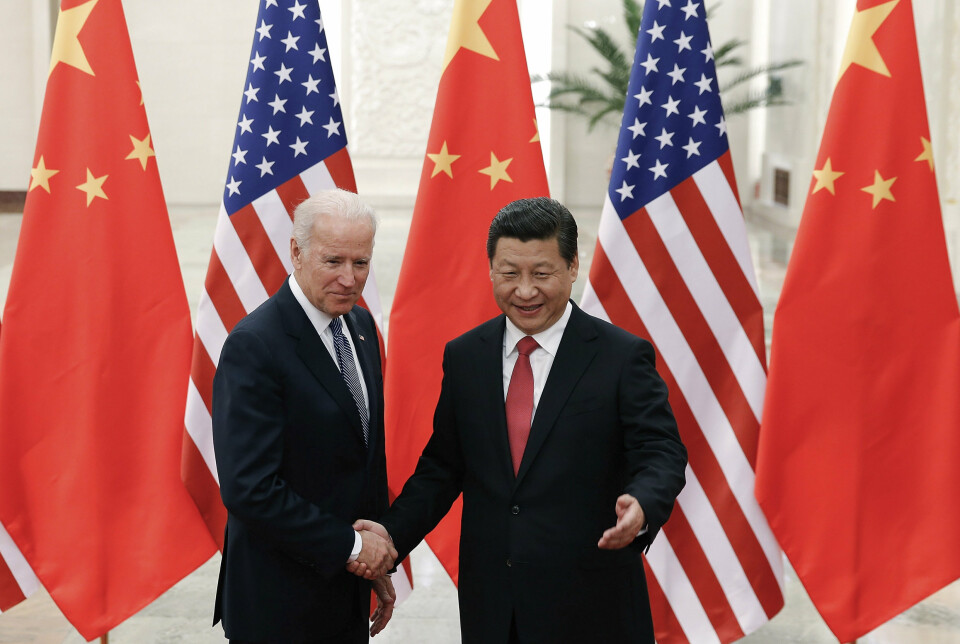 KONKURRENTER: Kina har utviklet nye våpensystemer som kan utfordre USA militærmakt, skriver Oddmund Hammerstad. her ser vi daværende visepresident Joe Biden møte Kinas president Xi Jinping i 2013.