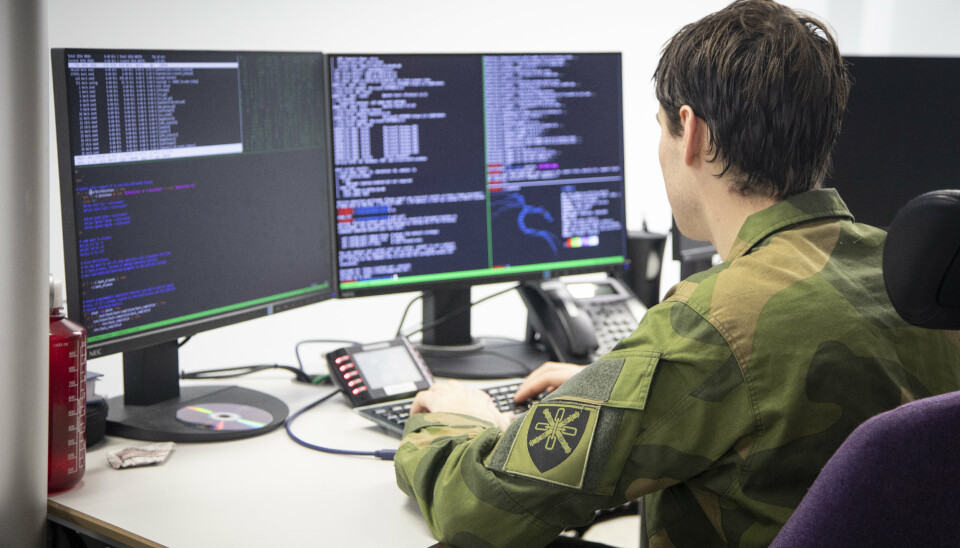 CYBERFORSVAR: På Jørstadmoen leir nord for Lillehammer jobber Cyberforsvaret med å bekjempe dataangrep og cybertrussler.