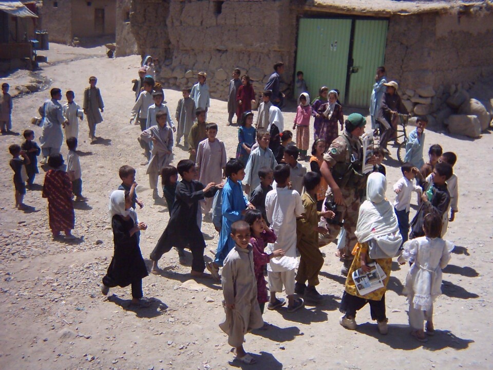 Første gang Odd-Einar Nygård dro til Kabul var i 2003. Da gikk de patruljer tett på befolkningen.