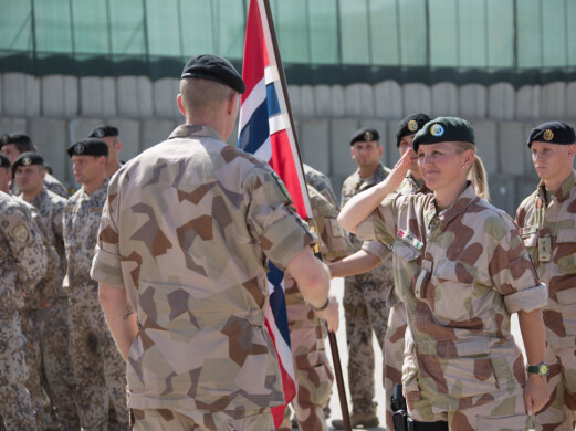 Ann Helen var først militær i Afghanistan, så ble hun sivilt ansatt i Nato. I 2011 og 2014 var hun tilbake som militær. Ann Helen var først militær i Afghanistan, så ble hun sivilt ansatt i Nato. I 2011 og 2014 var hun tilbake som militær.