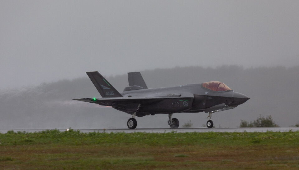 KAMPFLY: Norske F-35 fra Evenes har trent sammen med amerikanske bombefly. Har tar et fly av under øvelse Falcon Deploy 2021.