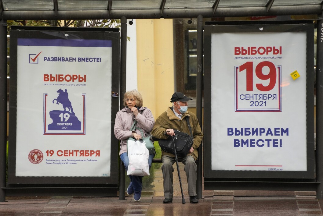 Valgplakater prydet et busstopp i St. Petersburg i Russland 8. september. Landet girer opp til valg i helgen. Valgplakater prydet et busstopp i St. Petersburg i Russland 8. september. Landet girer opp til valg i helgen.