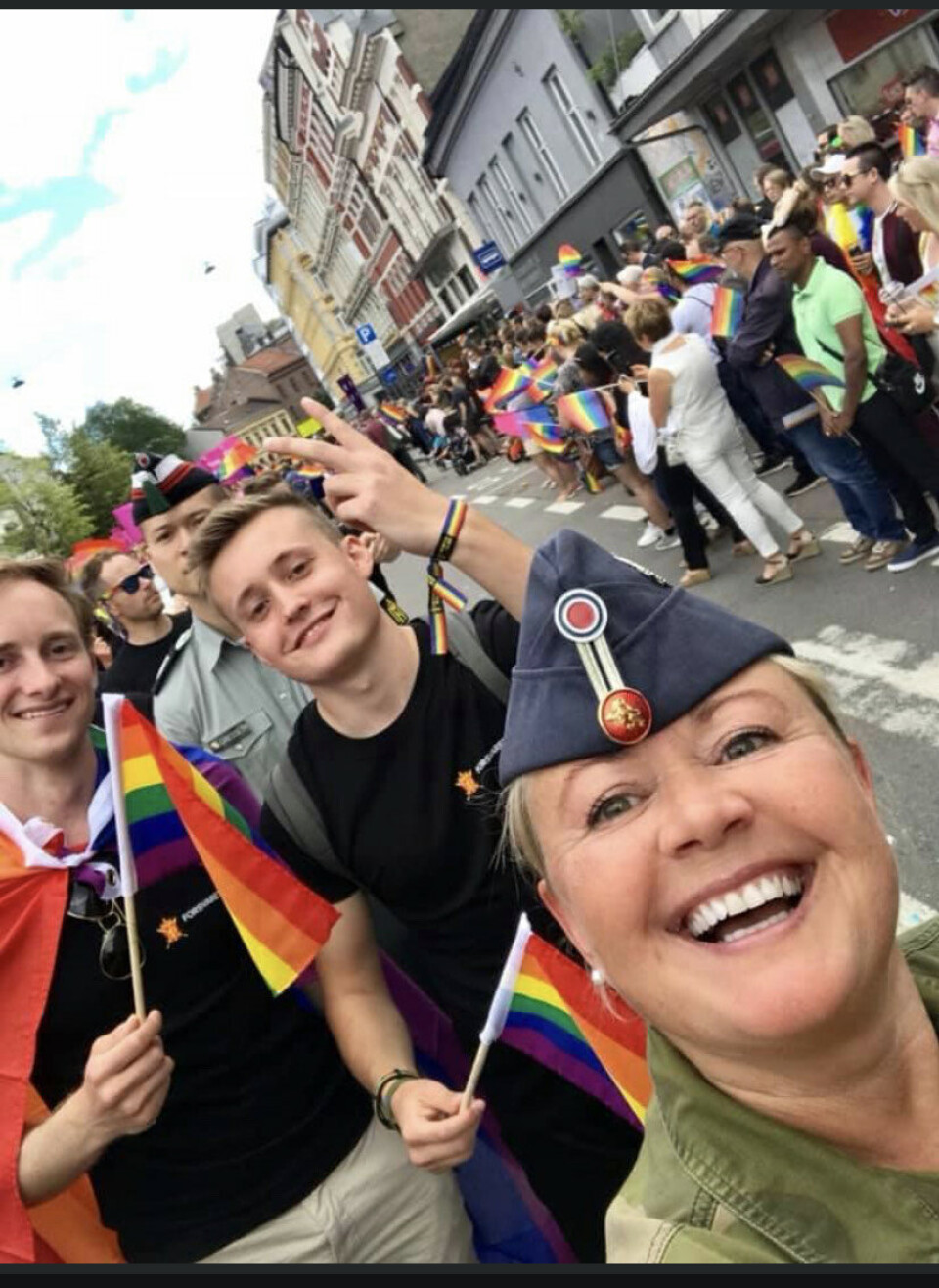 PRIDE: Går i paraden i 2019. – En fantastisk flott opplevelse sammen for mor og sønn, forteller hun.
