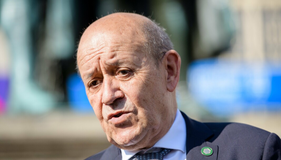 UBÅTSKANDALEN: Frankrikes utenriksminister Jean-Yves Le Drian i Weimar tidligere i september. Han mener Nato må ta ubåtsaken med i betraktningen når strategi for alliansens fremtid skal revurderes. UBÅTSKANDALEN: Frankrikes utenriksminister Jean-Yves Le Drian i Weimar tidligere i september. Han mener Nato må ta ubåtsaken med i betraktningen når strategi for alliansens fremtid skal revurderes.