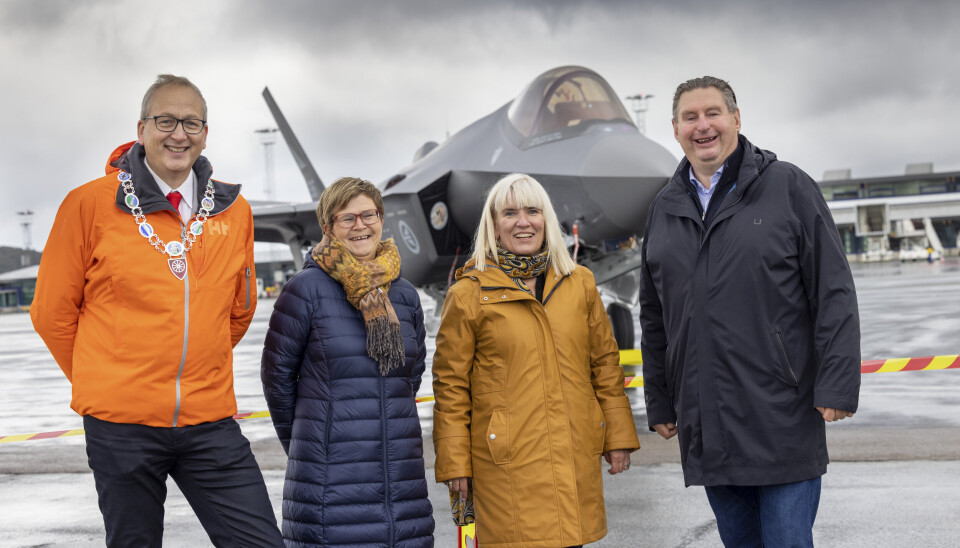 AP-ORDFØRERE: Ordførerne Terje Bartholsen (Evenes) Helene Berg Nilsen (Tjeldsund) Kari-Anne Opsahl (Harstad) og Rune Edvardsen (Narvik) i Evenes-regionen tror ikke det ikke vil komme endringer for Evenes-basen i eventuelle regjeringsforhandlinger.