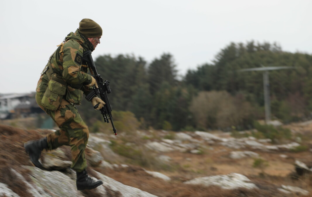HEIMEVERNET: HV-08 trener nå i Kristiansandområdet. Illustrasjonsbildet viser en HV-soldat på øvelse.