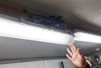 QUICK-FIX: Gaffa-teip er en midlertidig løsning i den gamle kasernen på Kolsås. QUICK-FIX: Gaffa-teip er en midlertidig løsning i den gamle kasernen på Kolsås.