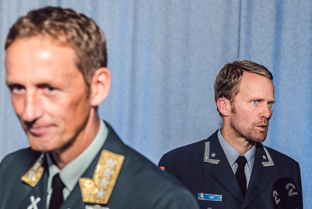 I DIALOG: Forsvarssjef Eirik Kristoffersen er åpen for dialog med Forsvarets sanitet, deriblant psykolog og prosjektleder for Afghanistan-undersøkelsen, Hans Jakob Bøe om eventuell registrering av eksponering for alvorlige hendelser. I DIALOG: Forsvarssjef Eirik Kristoffersen er åpen for dialog med Forsvarets sanitet, deriblant psykolog og prosjektleder for Afghanistan-undersøkelsen, Hans Jakob Bøe om eventuell registrering av eksponering for alvorlige hendelser.