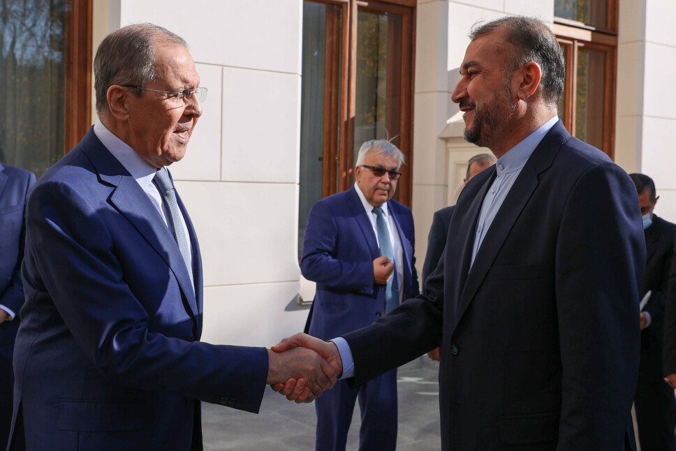 I MOSKVA: Russlands utenriksminister Sergej Lavrov og Irans utenriksminister Hossein Amir-Abdollahian under et møte i Moskva 6. oktober.