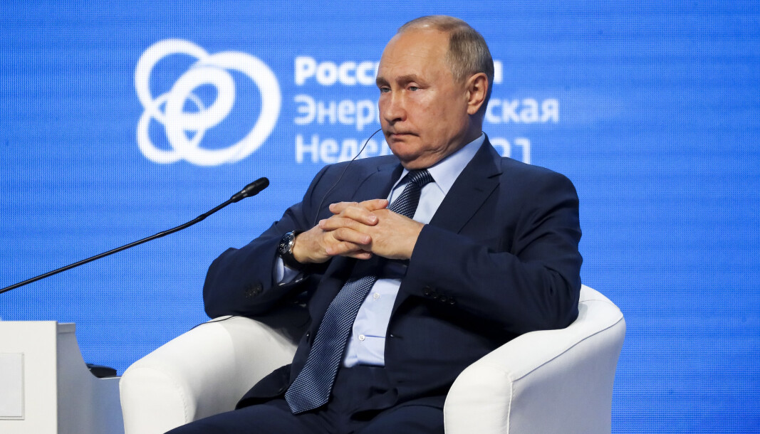 PUTIN: Russlands president forteller at ekstremister er aktive i Afghanistan. PUTIN: Russlands president forteller at ekstremister er aktive i Afghanistan.