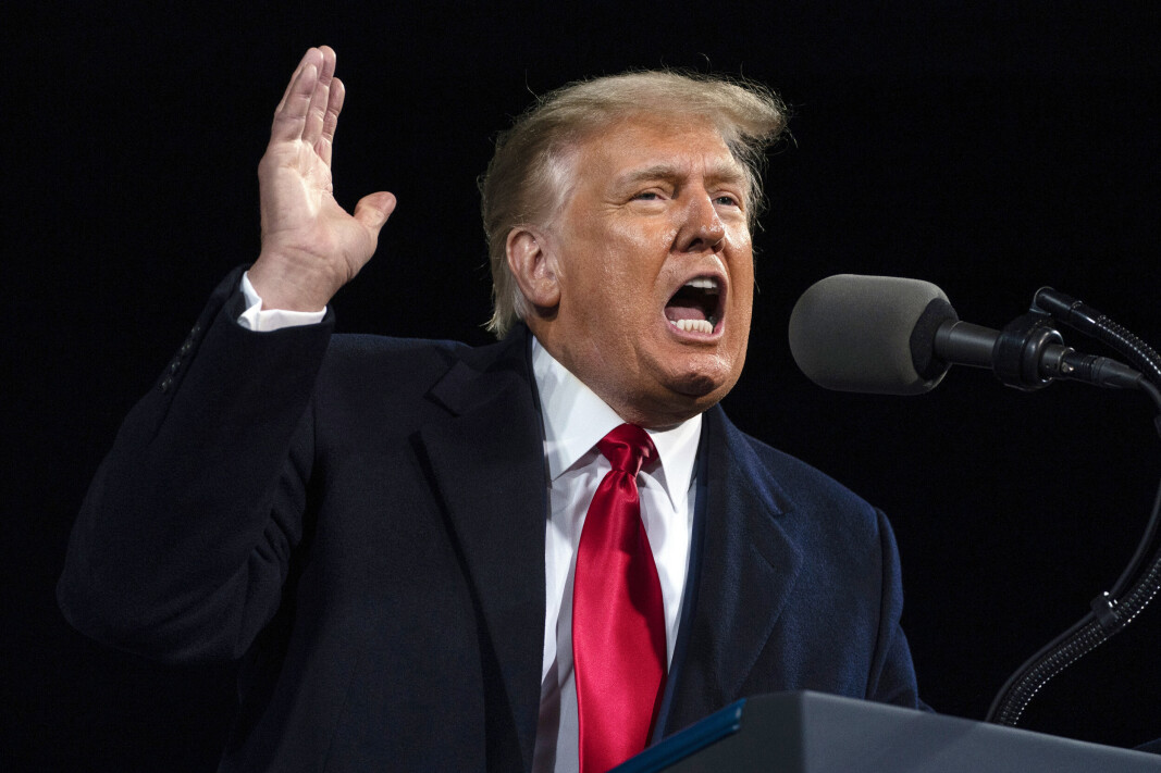 TRUMP: USAs tidligere president Donald Trump retvitret i 2020 en artikkel fra det satiriske nettstedet Babylon Bee, tilsynelatende uvitende om kildens troverdighet. TRUMP: USAs tidligere president Donald Trump retvitret i 2020 en artikkel fra det satiriske nettstedet Babylon Bee, tilsynelatende uvitende om kildens troverdighet.