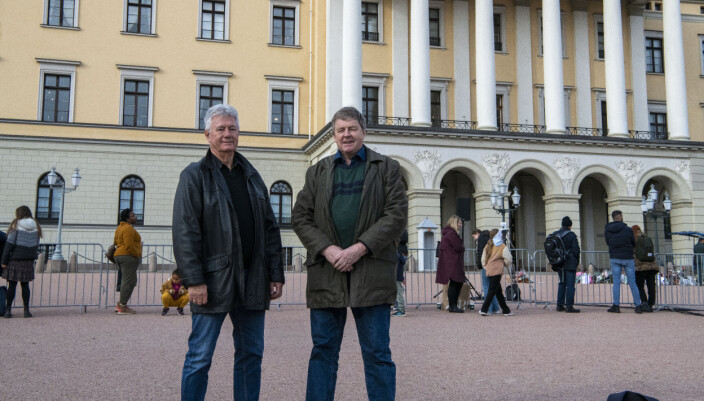 GIVENDE: Finn Arne Halvorsen (t.v.) og Tore Knutsen tok initiativet til den første samlingen. Senere har de brukt mye tid på dette. GIVENDE: Finn Arne Halvorsen (t.v.) og Tore Knutsen tok initiativet til den første samlingen. Senere har de brukt mye tid på dette.