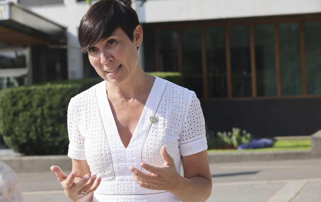 FORSVAR: Tidligere forsvarsminister Ine Eriksen Søreide (H) skal lede utenriks- og forsvarskomiteen på Stortinget. FORSVAR: Tidligere forsvarsminister Ine Eriksen Søreide (H) skal lede utenriks- og forsvarskomiteen på Stortinget.
