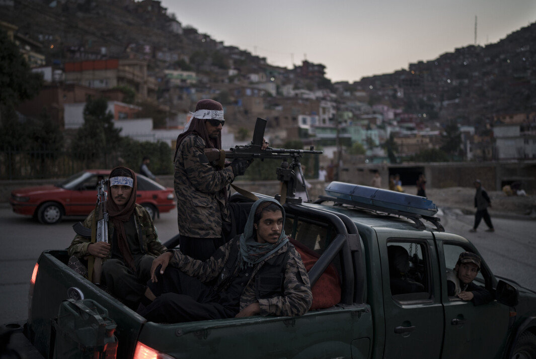 MAKTBRUK: Talibansoldater ved Kabul i september i år. MAKTBRUK: Talibansoldater ved Kabul i september i år.